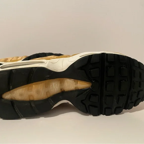 Nike Air Max 95 LX "Wheat Gold" - Picture 5 of 7